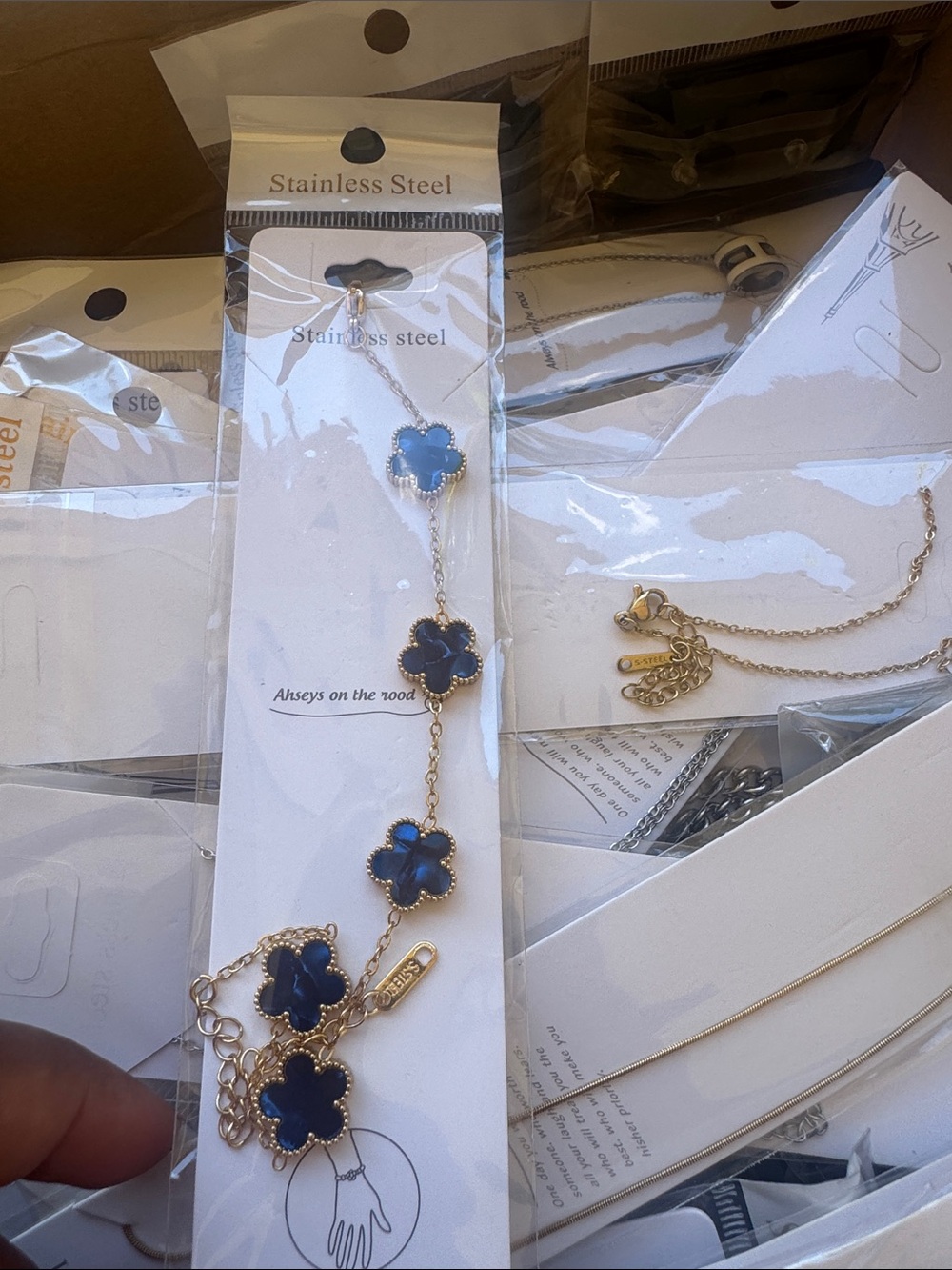 Blue Elegant Bracelet 💙 | Stylish Fashion Jewelry Black